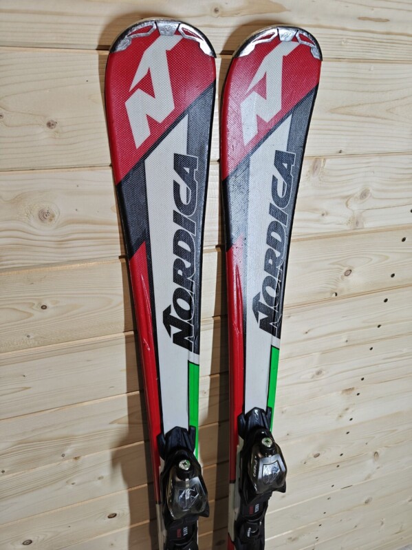 LYŽE NORDICA TRANSFIRE RTX 144CM